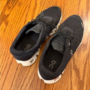 On Running Women sneakers